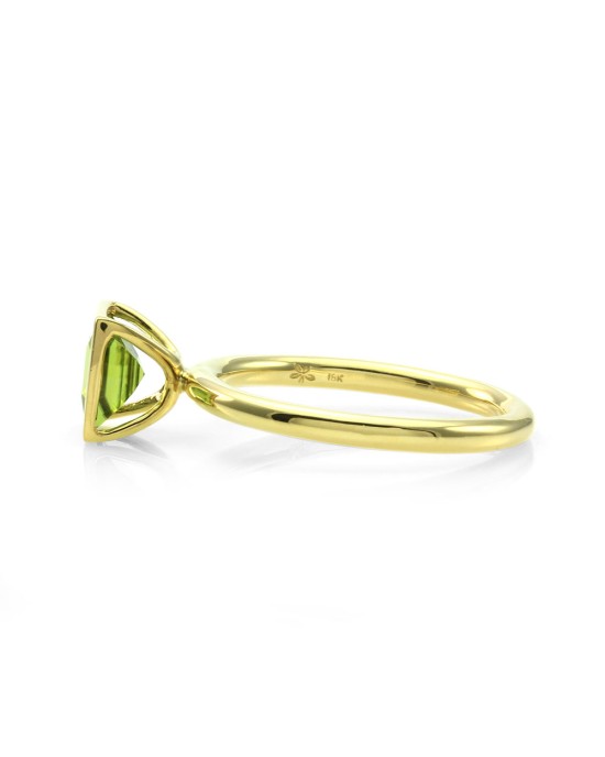 Peridot Solitaire Stackable Ring in Gold